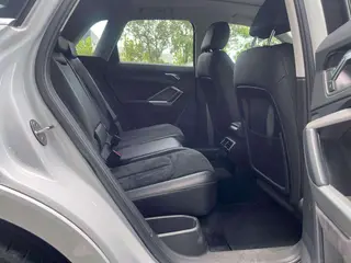 Audi Q3 2022 35 TFSI Fashion dynamic type interior photo 10 Audi Q3 2022 35 TFSI Fashion dynamic type interior photo 10