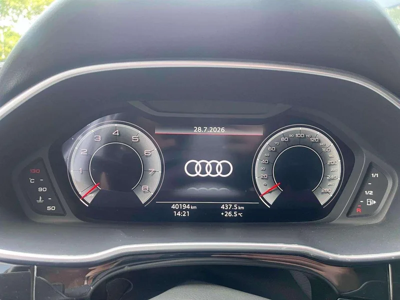 Audi Q3 2022 35 TFSI Fashion dynamic type interior photo 12 Audi Q3 2022 35 TFSI Fashion dynamic type interior photo 12