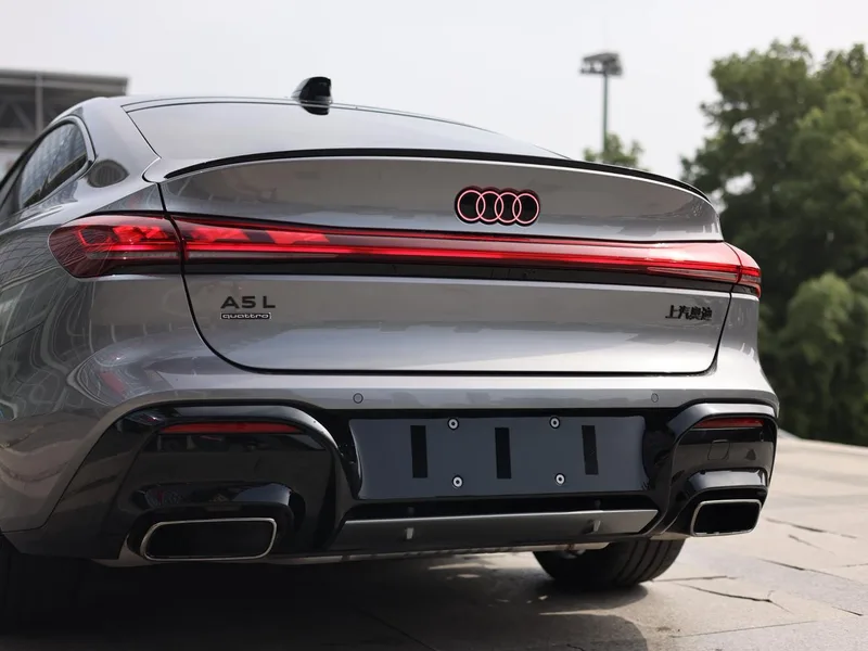 Audi A5L Sportback 2026 2.0TFSI quattro 150kW Primera edición limitada exterior foto 9 Audi A5L Sportback 2026 2.0TFSI quattro 150kW Primera edición limitada exterior foto 9