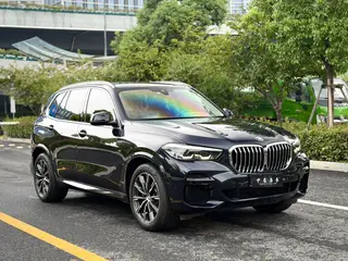 BMW X5 2021 Restyling xDrive30i M Sports suit exterior photo 3 BMW X5 2021 Restyling xDrive30i M Sports suit exterior photo 3
