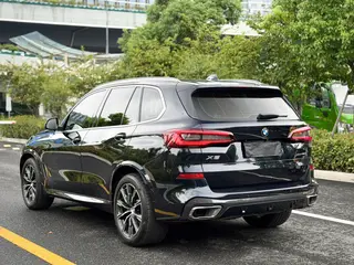 BMW X5 2021 Restyling xDrive30i M Sports suit exterior photo 6 BMW X5 2021 Restyling xDrive30i M Sports suit exterior photo 6
