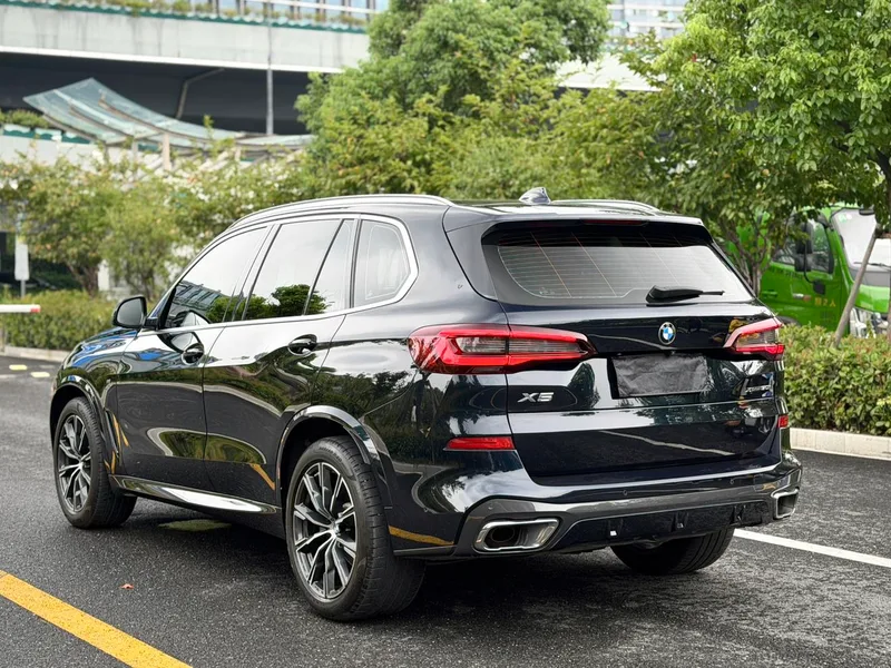 BMW X5 2021 Restyling xDrive30i M Sports suit exterior photo 6 BMW X5 2021 Restyling xDrive30i M Sports suit exterior photo 6