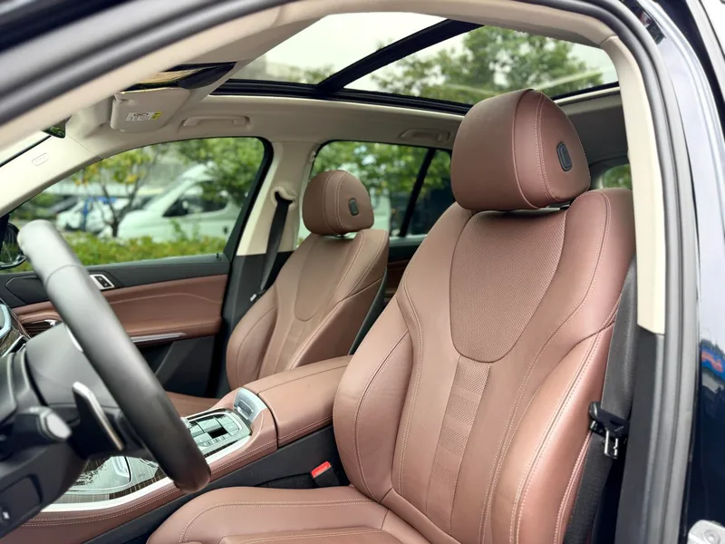 BMW X5 2021 Restyling xDrive30i M Sports suit interior photo 13 BMW X5 2021 Restyling xDrive30i M Sports suit interior photo 13