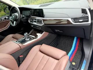 BMW X5 2021 Restyling xDrive30i M Sports suit interior photo 17 BMW X5 2021 Restyling xDrive30i M Sports suit interior photo 17