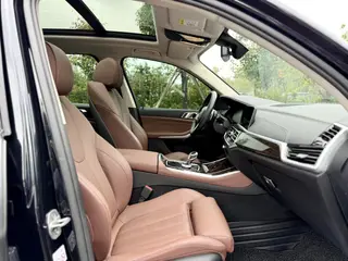 BMW X5 2021 Restyling xDrive30i M Sports suit interior photo 18 BMW X5 2021 Restyling xDrive30i M Sports suit interior photo 18