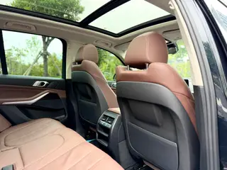 BMW X5 2021 Restyling xDrive30i M Sports suit interior photo 20 BMW X5 2021 Restyling xDrive30i M Sports suit interior photo 20