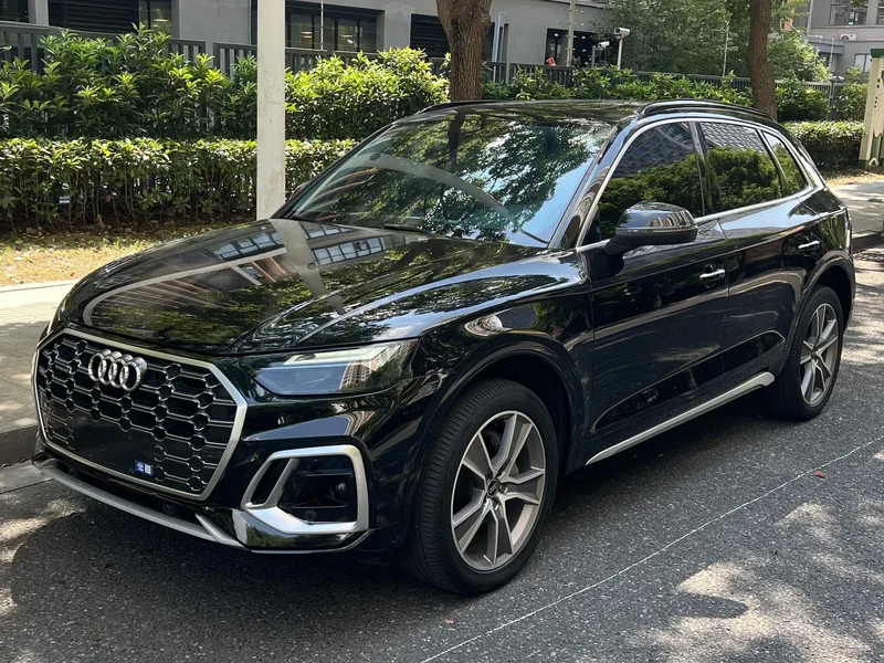 Audi Q5L 2023 45T Deluxe dinámico exterior foto 1 Audi Q5L 2023 45T Deluxe dinámico exterior foto 1