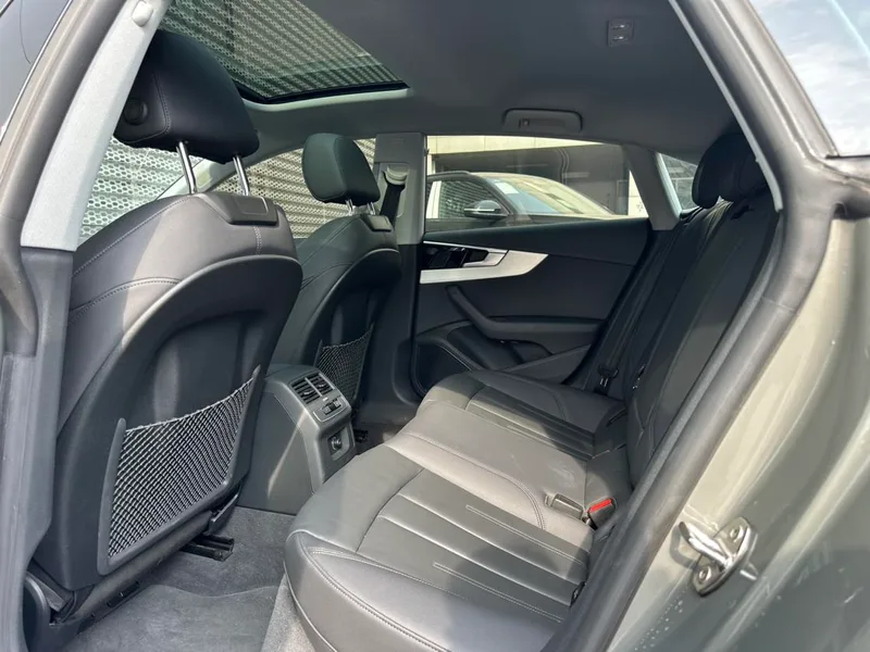 Audi A5 2023 Sportback 40 TFSI quattro Deluxe Dynamic interior photo 12 Audi A5 2023 Sportback 40 TFSI quattro Deluxe Dynamic interior photo 12