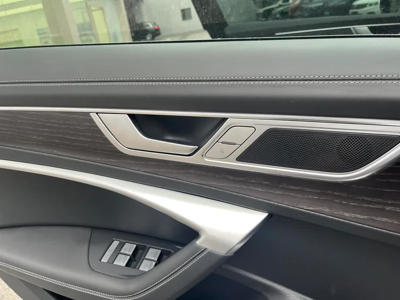 Audi A6L 2024 55 TFSI quattro Enjoy dynamic type interior photo 10 Audi A6L 2024 55 TFSI quattro Enjoy dynamic type interior photo 10