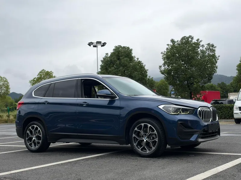BMW X1 2020 sDrive25Li Leading Type exterior photo 3 BMW X1 2020 sDrive25Li Leading Type exterior photo 3