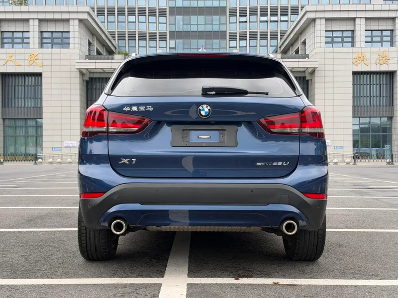 BMW X1 2020 sDrive25Li Leading Type exterior photo 4 BMW X1 2020 sDrive25Li Leading Type exterior photo 4