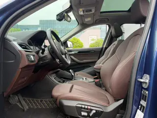 BMW X1 2020 sDrive25Li Leading Type interior photo 7 BMW X1 2020 sDrive25Li Leading Type interior photo 7