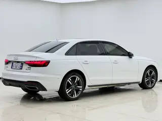 Audi A4L 2022 40 TFSI Deluxe Dynamic interior photo 10 Audi A4L 2022 40 TFSI Deluxe Dynamic interior photo 10