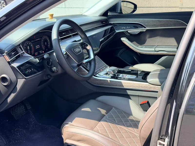 Audi A8 2024 A8L 55 TFSI quattro Flagship exterior photo 10 Audi A8 2024 A8L 55 TFSI quattro Flagship exterior photo 10