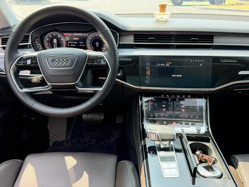 Audi A8 2024 A8L 55 TFSI quattro Flagship interior photo 15 Audi A8 2024 A8L 55 TFSI quattro Flagship interior photo 15