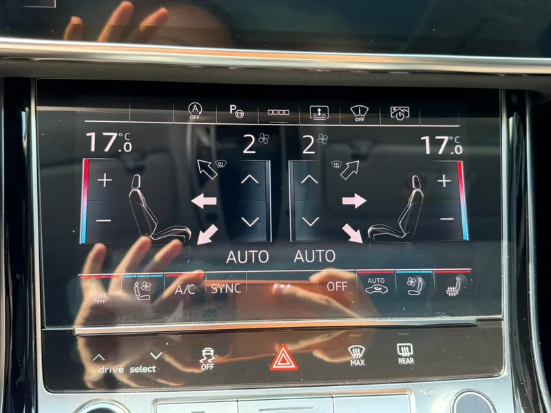 Audi A8 2024 A8L 55 TFSI quattro Flagship interior photo 20 Audi A8 2024 A8L 55 TFSI quattro Flagship interior photo 20