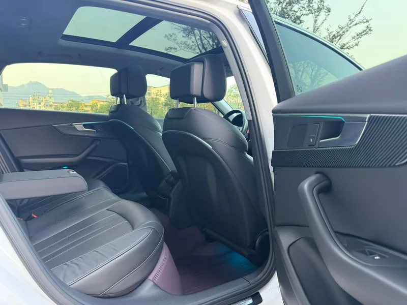 Audi A4L 2022 40 TFSI Fashion dynamic type interior photo 12 Audi A4L 2022 40 TFSI Fashion dynamic type interior photo 12