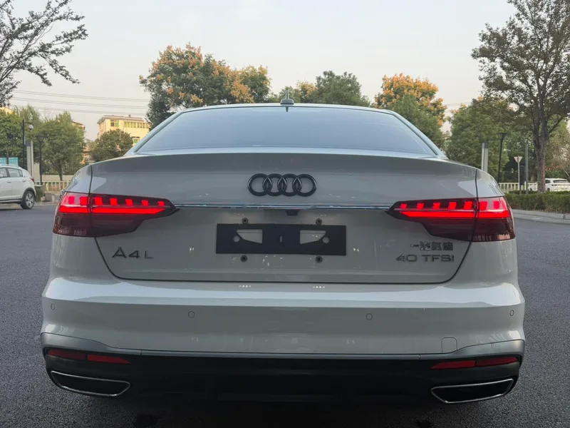 Audi A4L 2022 40 TFSI Fashion dynamic type interior photo 17 Audi A4L 2022 40 TFSI Fashion dynamic type interior photo 17