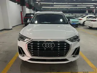 Audi Q3 2022 35 TFSI Fashion dynamic type exterior photo 2 Audi Q3 2022 35 TFSI Fashion dynamic type exterior photo 2