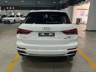 Audi Q3 2022 35 TFSI Fashion dynamic type interior photo 9 Audi Q3 2022 35 TFSI Fashion dynamic type interior photo 9