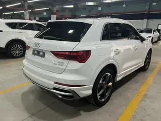 Audi Q3 2022 35 TFSI Fashion dynamic type interior photo 10 Audi Q3 2022 35 TFSI Fashion dynamic type interior photo 10
