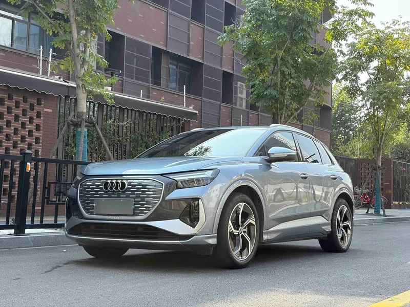 Audi Q4 e-tron 2024 40 e-tron Edición Creativa exterior foto 1 Audi Q4 e-tron 2024 40 e-tron Edición Creativa exterior foto 1