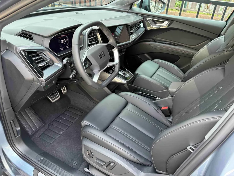 Audi Q4 e-tron 2024 40 e-tron Edición Creativa interior foto 9 Audi Q4 e-tron 2024 40 e-tron Edición Creativa interior foto 9