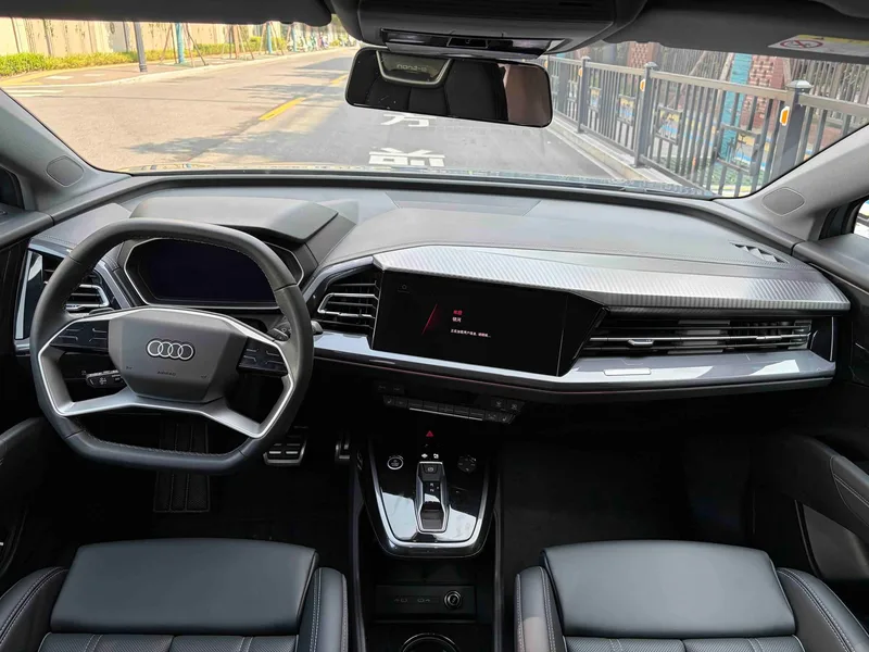 Audi Q4 e-tron 2024 40 e-tron Edición Creativa interior foto 11 Audi Q4 e-tron 2024 40 e-tron Edición Creativa interior foto 11