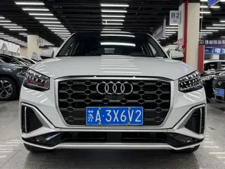 Audi Q2L 2022 35 TFSI Tipo dinámico agresivo exterior foto 2 Audi Q2L 2022 35 TFSI Tipo dinámico agresivo exterior foto 2