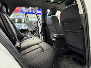 Audi Q2L 2022 35 TFSI Tipo dinámico agresivo interior foto 7 Audi Q2L 2022 35 TFSI Tipo dinámico agresivo interior foto 7