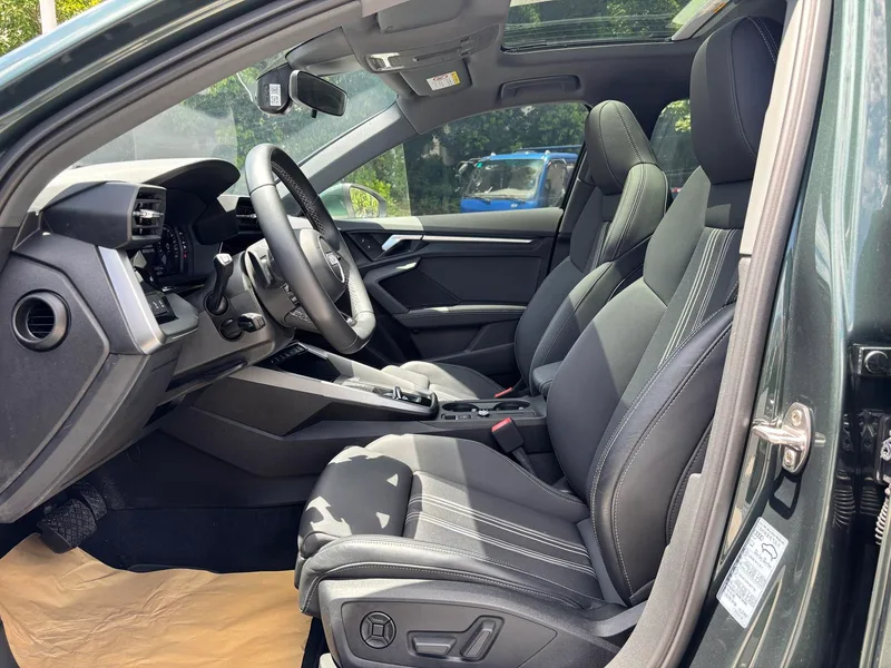 Audi A3 2023 Restyling Sportback 35 TFSI Fashion Sport interior photo 11 Audi A3 2023 Restyling Sportback 35 TFSI Fashion Sport interior photo 11