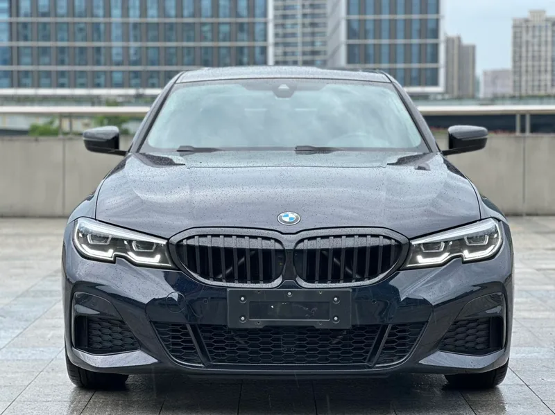 BMW 3 Series 2022 325Li M Sports Night Suit exterior photo 2 BMW 3 Series 2022 325Li M Sports Night Suit exterior photo 2