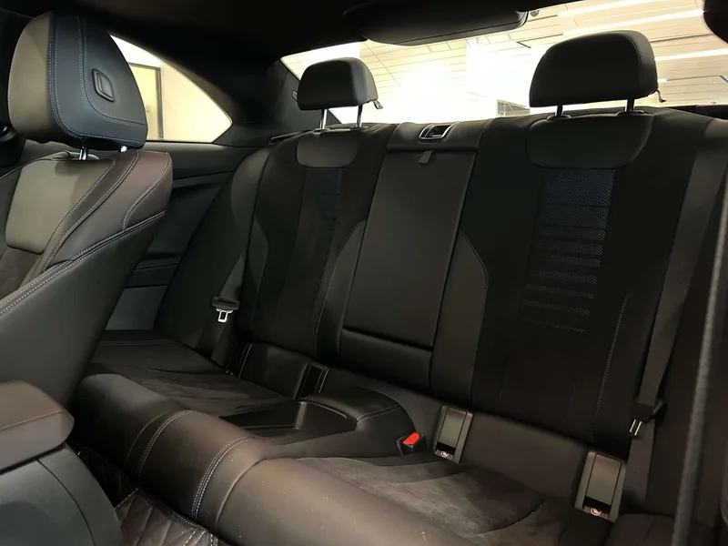 BMW 2 Series 2023 225i Coupe M Sports Night Suit interior photo 7 BMW 2 Series 2023 225i Coupe M Sports Night Suit interior photo 7
