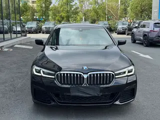 BMW 5 Series 2023 530Li Leading Type M Sports suit exterior photo 2 BMW 5 Series 2023 530Li Leading Type M Sports suit exterior photo 2