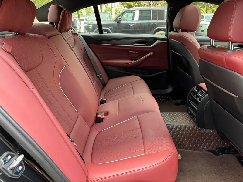 BMW 5 Series 2023 530Li Leading Type M Sports suit interior photo 12 BMW 5 Series 2023 530Li Leading Type M Sports suit interior photo 12