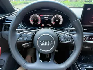 Audi A4L 2023 40 TFSI Deluxe dinámico interior foto 15 Audi A4L 2023 40 TFSI Deluxe dinámico interior foto 15