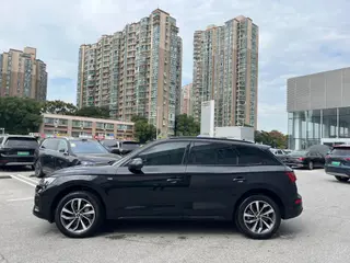 Audi Q5L 2023 40T Deluxe Dynamic exterior photo 3 Audi Q5L 2023 40T Deluxe Dynamic exterior photo 3