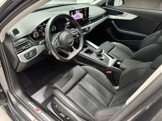 Audi A4L 2022 40 TFSI Deluxe dinámico interior foto 11 Audi A4L 2022 40 TFSI Deluxe dinámico interior foto 11