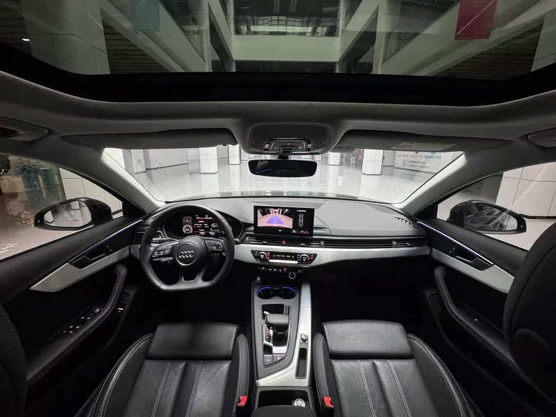 Audi A4L 2022 40 TFSI Deluxe dinámico interior foto 15 Audi A4L 2022 40 TFSI Deluxe dinámico interior foto 15