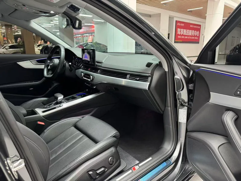 Audi A4L 2022 40 TFSI Deluxe dinámico interior foto 16 Audi A4L 2022 40 TFSI Deluxe dinámico interior foto 16