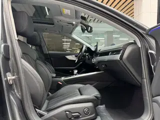 Audi A4L 2022 40 TFSI Deluxe dinámico interior foto 17 Audi A4L 2022 40 TFSI Deluxe dinámico interior foto 17
