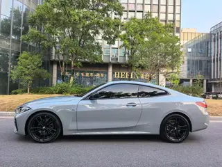 BMW 4 Series 2022 Restyling 425i M Sports Night Suit exterior photo 3