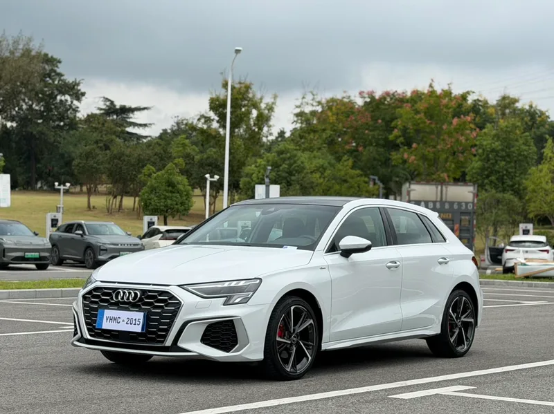 Audi A3 2024 Sportback 35 TFSI Fashion Sport exterior photo 1 Audi A3 2024 Sportback 35 TFSI Fashion Sport exterior photo 1