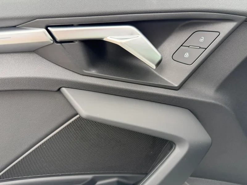 Audi A3 2024 Sportback 35 TFSI Fashion Sport exterior photo 9 Audi A3 2024 Sportback 35 TFSI Fashion Sport exterior photo 9