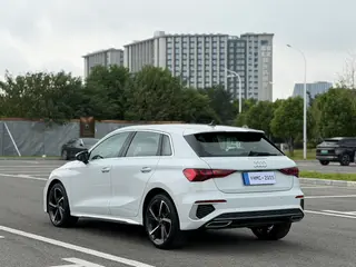 Audi A3 2024 Sportback 35 TFSI Fashion Sport interior photo 18 Audi A3 2024 Sportback 35 TFSI Fashion Sport interior photo 18