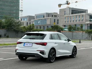 Audi A3 2024 Sportback 35 TFSI Fashion Sport interior photo 20 Audi A3 2024 Sportback 35 TFSI Fashion Sport interior photo 20