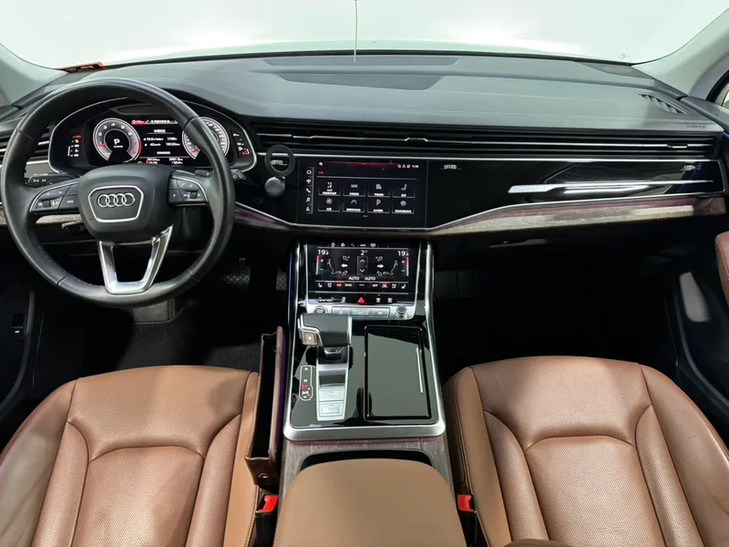 Audi Q7 2023 45 TFSI quattro S line Sportif intérieur photo 15 Audi Q7 2023 45 TFSI quattro S line Sportif intérieur photo 15