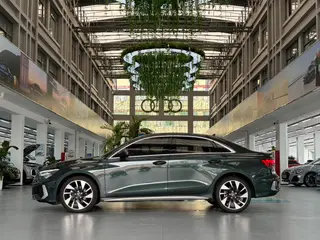 Audi A3 2023 A3L Limousine 35 TFSI Fashion Sport exterior photo 2 Audi A3 2023 A3L Limousine 35 TFSI Fashion Sport exterior photo 2