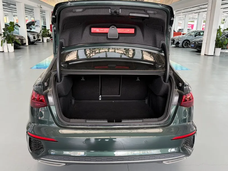 Audi A3 2023 A3L Limousine 35 TFSI Fashion Sport interior photo 16 Audi A3 2023 A3L Limousine 35 TFSI Fashion Sport interior photo 16