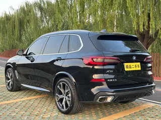 BMW X5 2022 xDrive 40Li M Sports suit interior photo 17 BMW X5 2022 xDrive 40Li M Sports suit interior photo 17